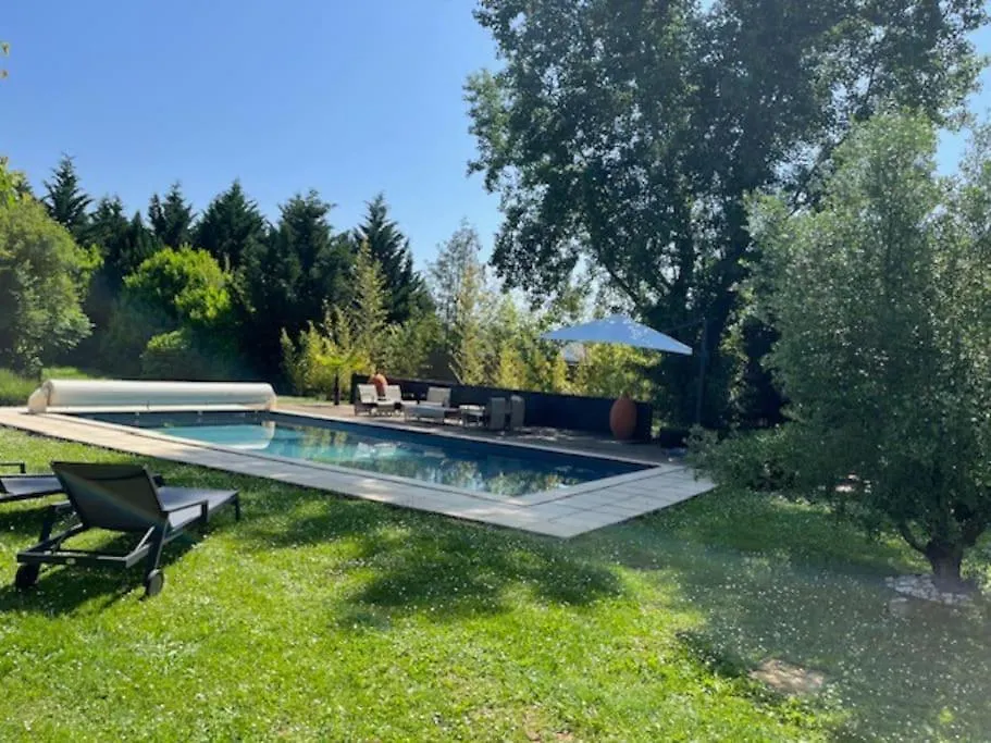 Grand Gite Avec Piscine - A Lot Of Charme Puy-lʼÉvêque