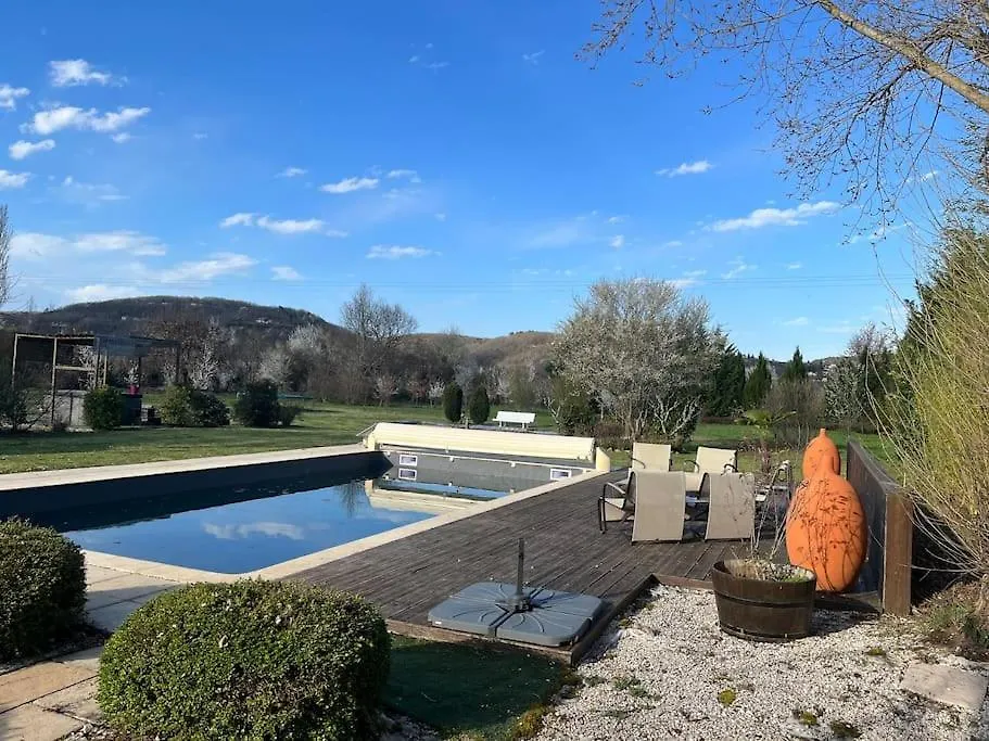 Nyaraló Grand Gite Avec Piscine - A Lot Of Charme Puy-lʼÉvêque